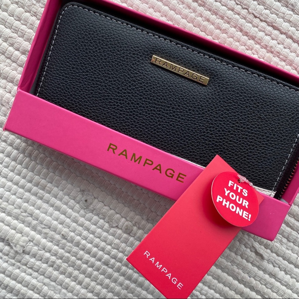 Rampage Zip Wallet Phone Holder Black White Colorblock NWT Wristlet - Picture 3 of 6